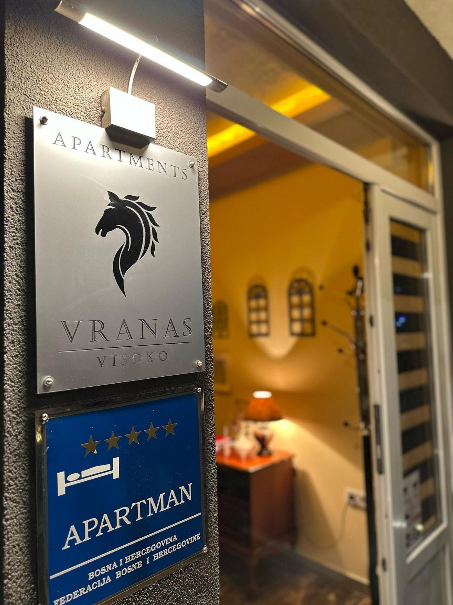 ויסוקו Apartments Vranas מראה חיצוני תמונה